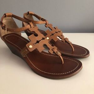 Tory Burch Chandler Logo Wedge Tan Sandal Sz 10